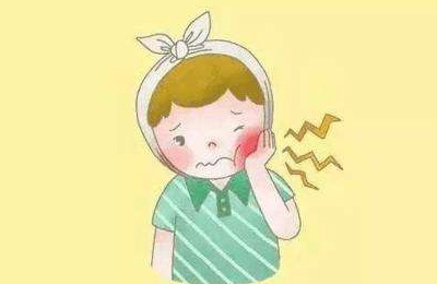 進(jìn)食、遇到冷熱刺激時(shí)產(chǎn)生疼痛